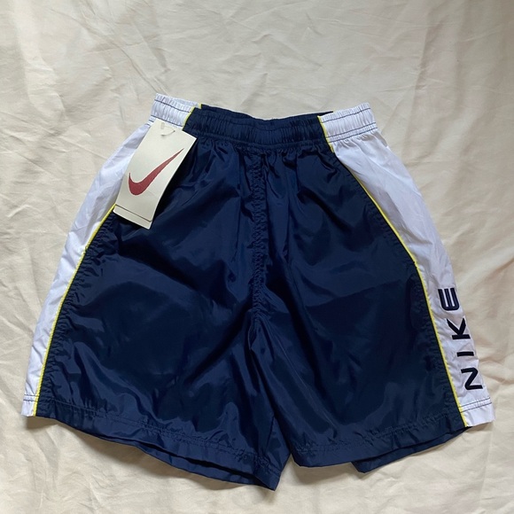 Vintage Nike Dark Blue and White Sports Shorts Size Small​ - Picture 1 of 9